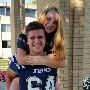 Meet your Posher, Abel